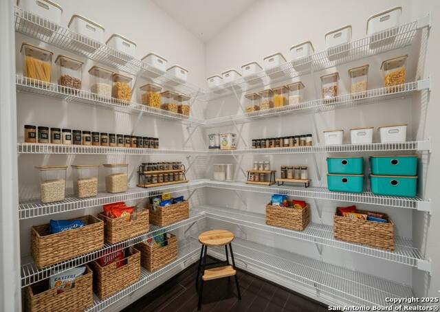 Image 15 of 37 For 11631 Troubadour