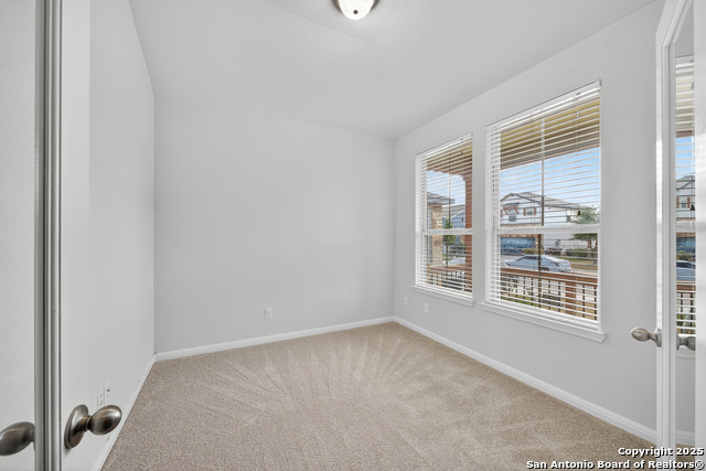 Image 19 of 37 For 11631 Troubadour