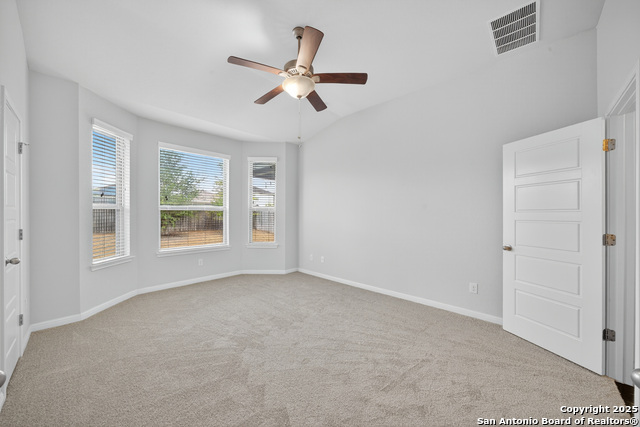 Image 21 of 37 For 11631 Troubadour