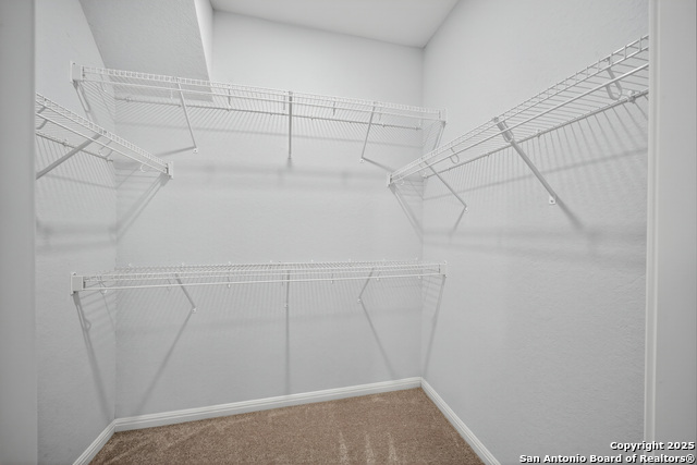 Image 25 of 37 For 11631 Troubadour