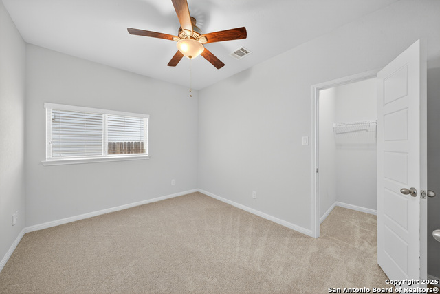 Image 26 of 37 For 11631 Troubadour