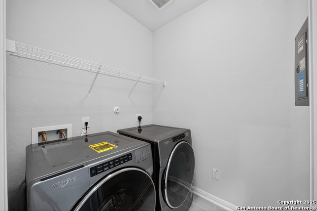 Image 29 of 37 For 11631 Troubadour