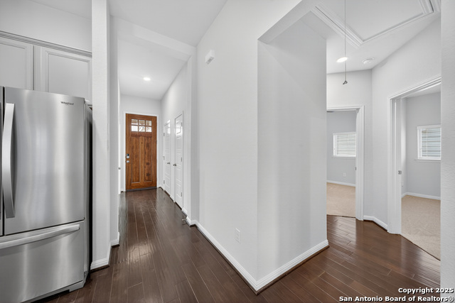 Image 9 of 37 For 11631 Troubadour