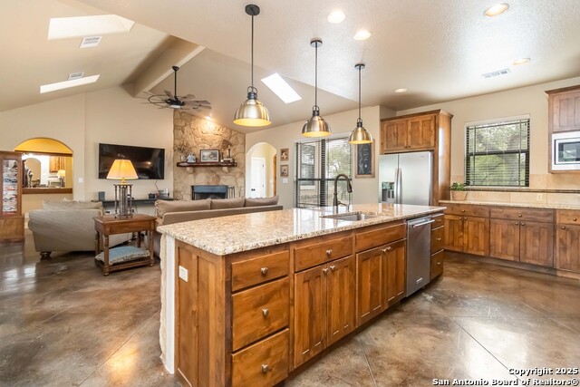 Listing photo id 12 for 1787 Mountain Spgs