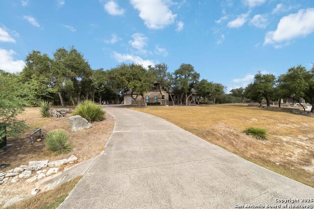 Listing photo id 0 for 1787 Mountain Spgs