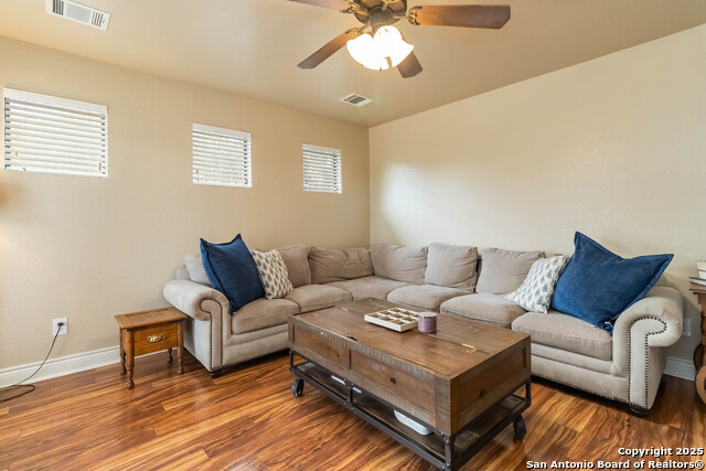 Listing photo id 23 for 1787 Mountain Spgs