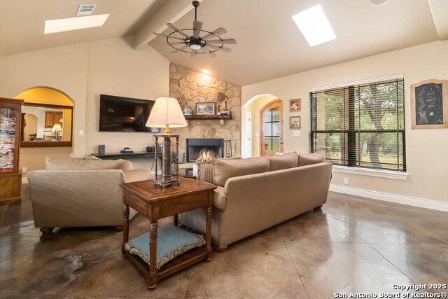 Listing photo id 7 for 1787 Mountain Spgs