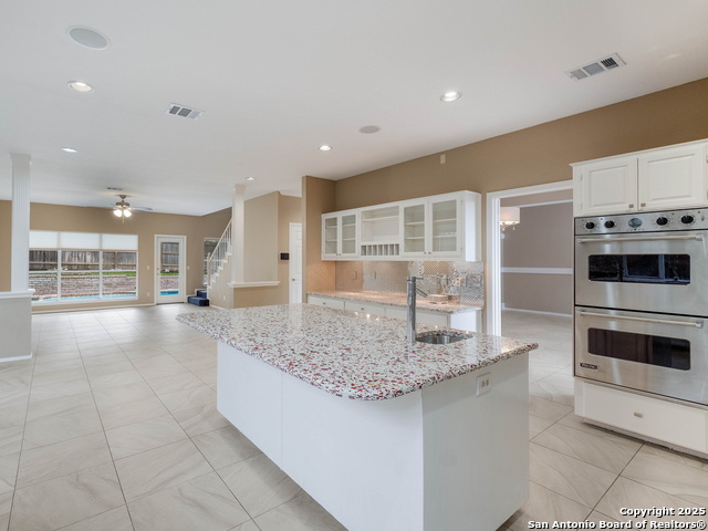 Image 8 of 17 For 522 Chardonnet Dr