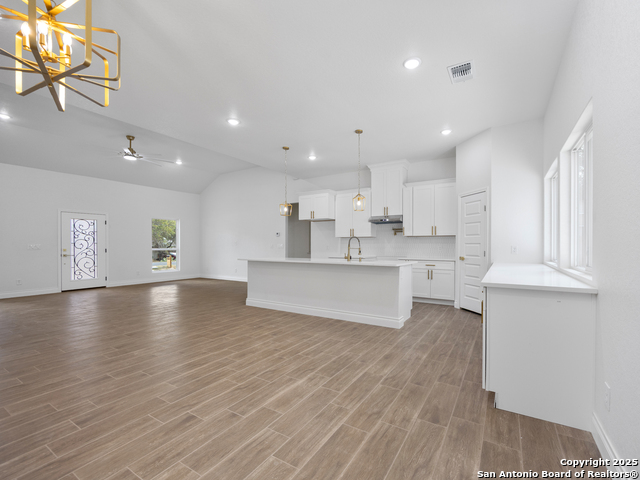 Image 13 of 44 For 23031 Fawn Trail Dr