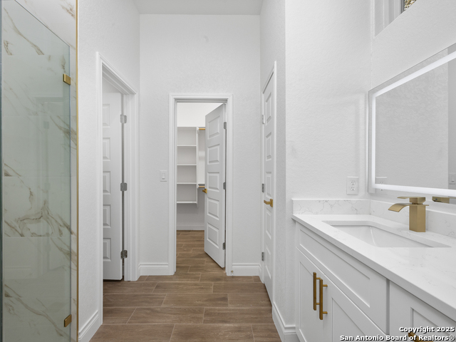 Image 19 of 44 For 23031 Fawn Trail Dr