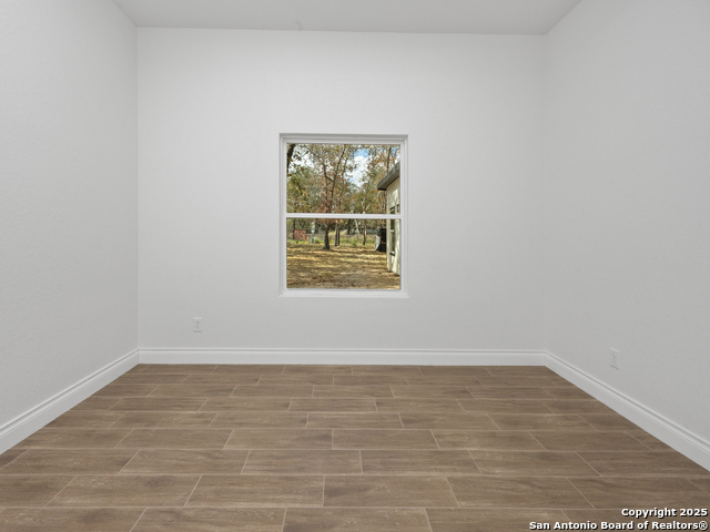 Image 33 of 44 For 23031 Fawn Trail Dr