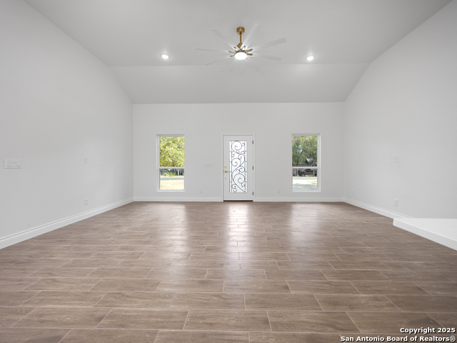 Image 7 of 44 For 23031 Fawn Trail Dr