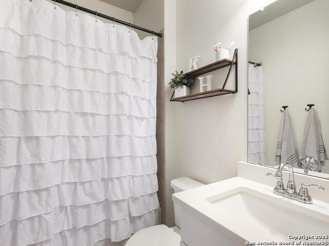 Image 10 of 12 For 3930 Legend Woods