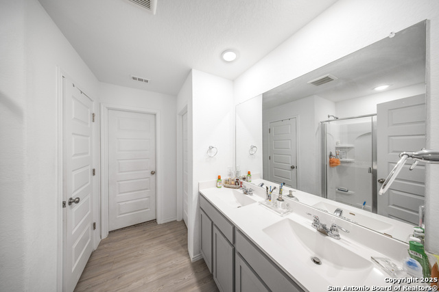 Image 24 of 27 For 727 Corbin Bend