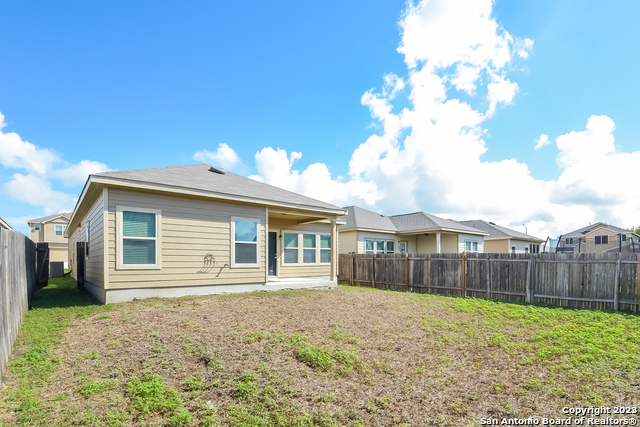 Image 14 of 15 For 9138 Vondel Park