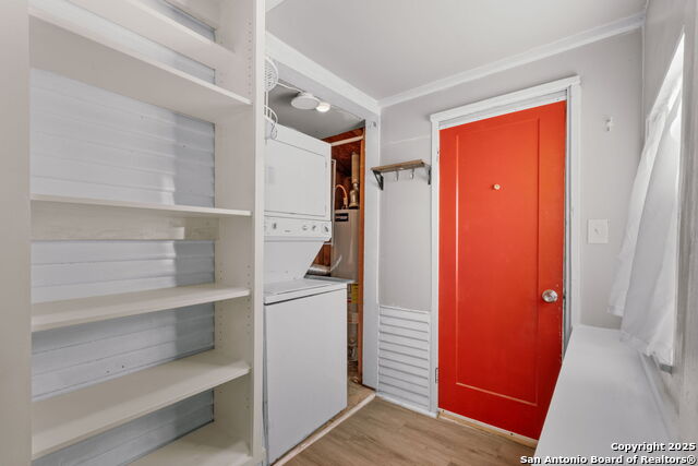 Image 16 of 17 For 326 Helena  