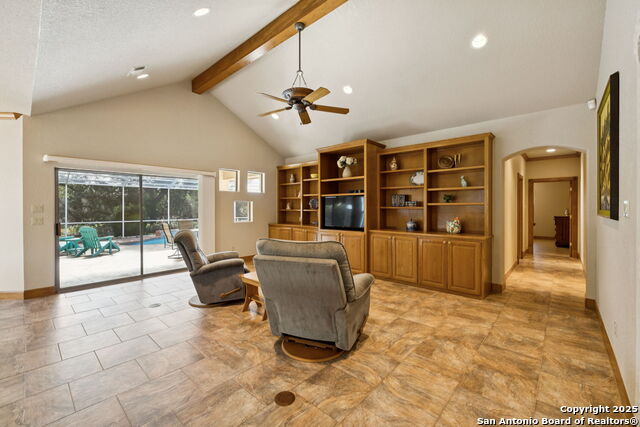 Image 23 of 48 For 85 Rio Colorado