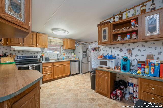 Image 10 of 50 For 23928 Wilted Oak