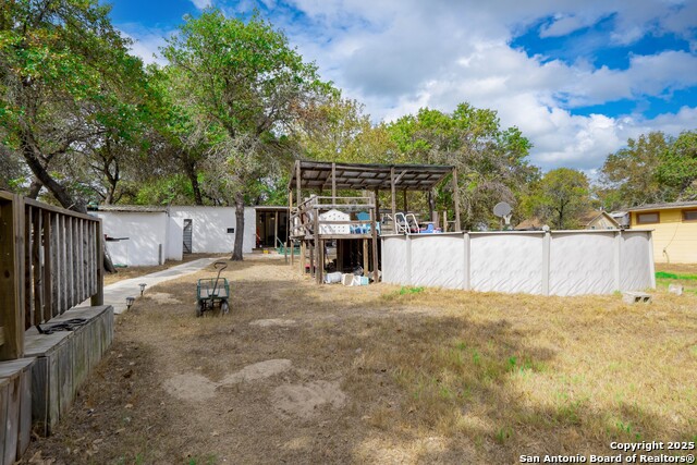 Image 30 of 50 For 23928 Wilted Oak