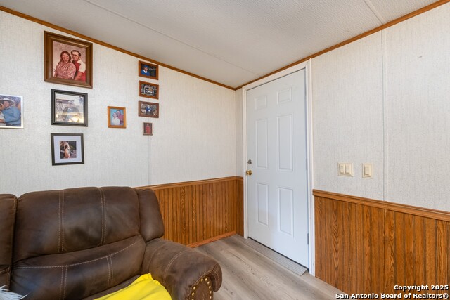 Image 4 of 50 For 23928 Wilted Oak