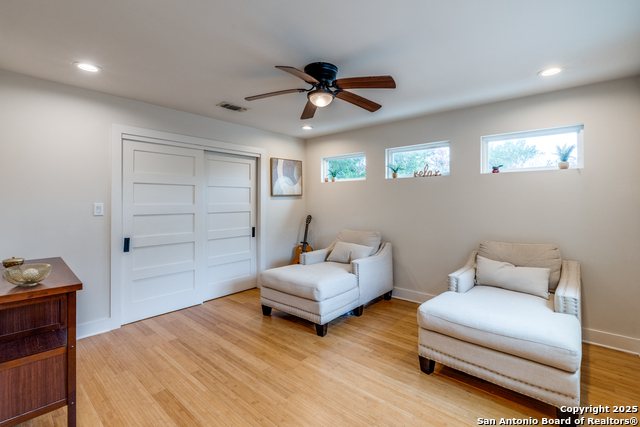 Image 17 of 25 For 1640 Katy