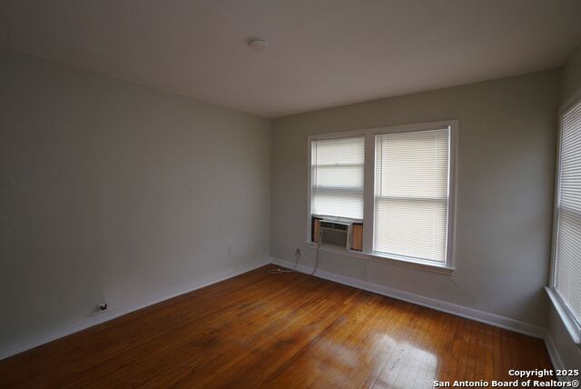 Image 14 of 25 For 424 Natalen  