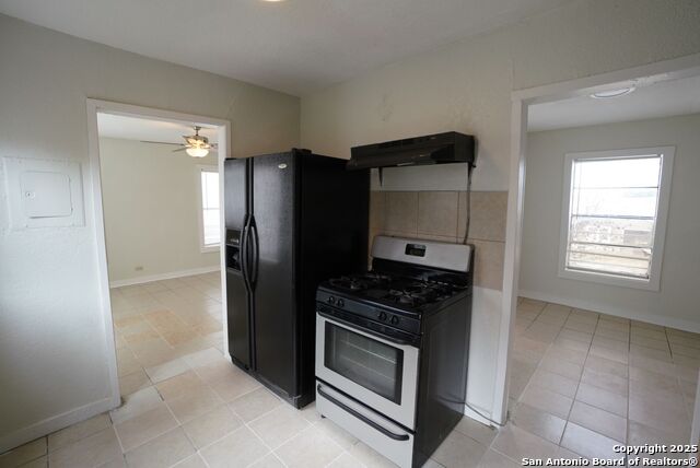 Image 6 of 25 For 424 Natalen  