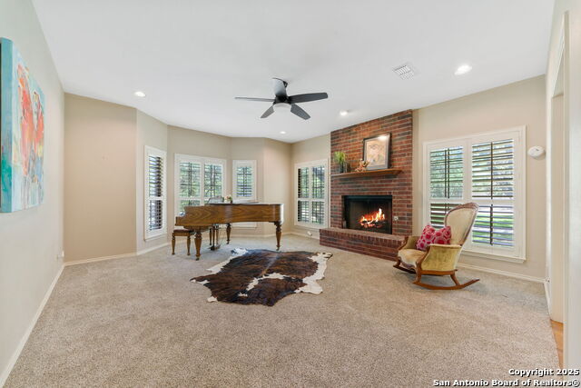 Listing photo id 3 for 8735 Paseo Oaks