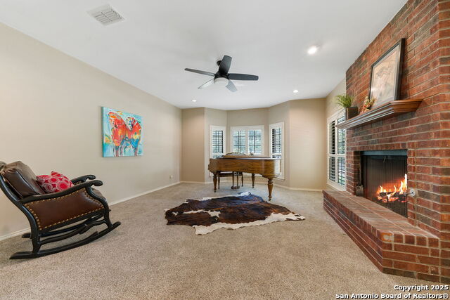 Listing photo id 5 for 8735 Paseo Oaks