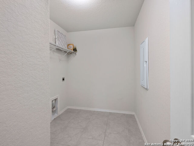 Image 17 of 27 For 423 Dappled Willow