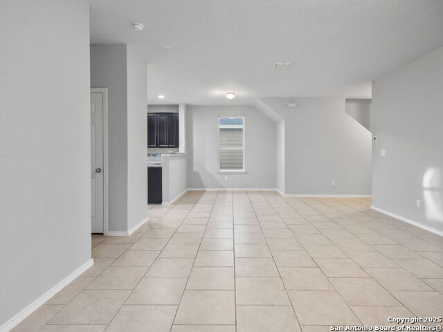 Image 7 of 27 For 423 Dappled Willow