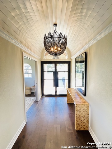 Image 12 of 47 For 321 Village View