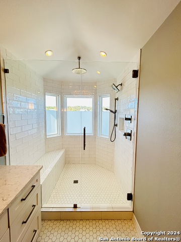 Image 16 of 47 For 321 Village View