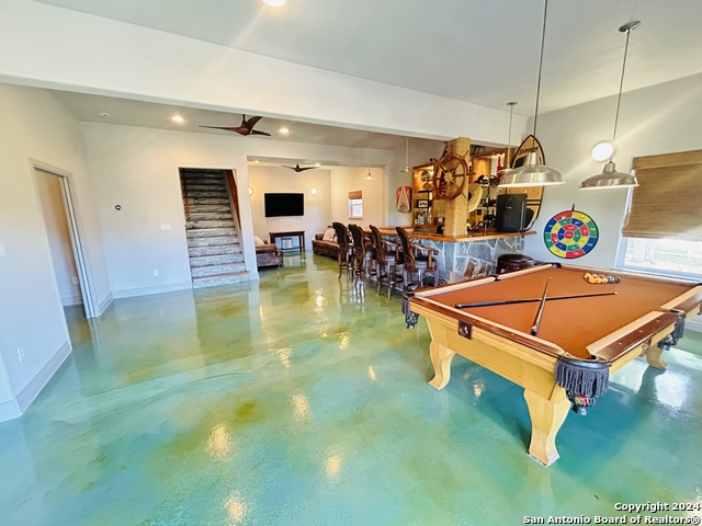 Image 28 of 47 For 321 Village View