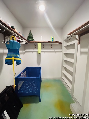 Image 33 of 47 For 321 Village View