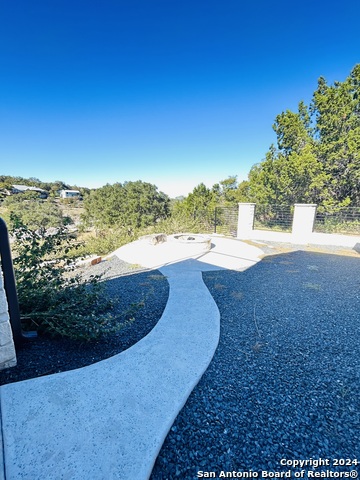 Image 40 of 47 For 321 Village View