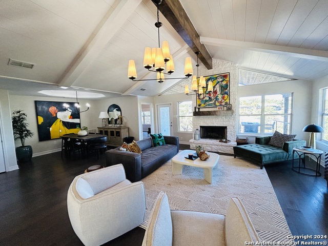 Image 9 of 47 For 321 Village View