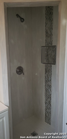 Image 17 of 23 For 378 Covina  