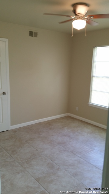 Image 18 of 23 For 378 Covina  