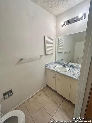 Listing photo id 7 for 811 Jackson Keller  8