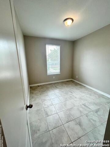 Image 9 of 18 For 8033 San Mirienda