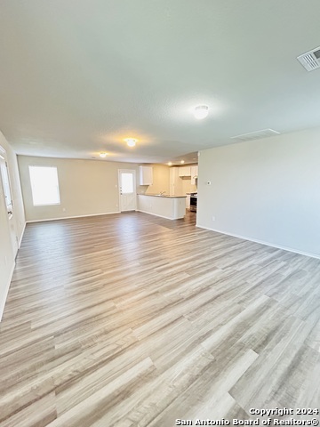 Image 5 of 17 For 5307 Y Bar Summit