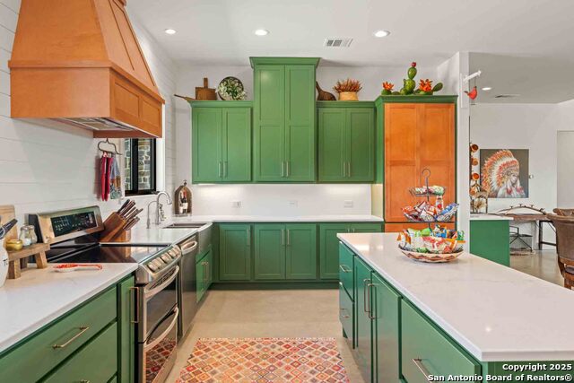 Image 14 of 50 For 147 Gray Wolf