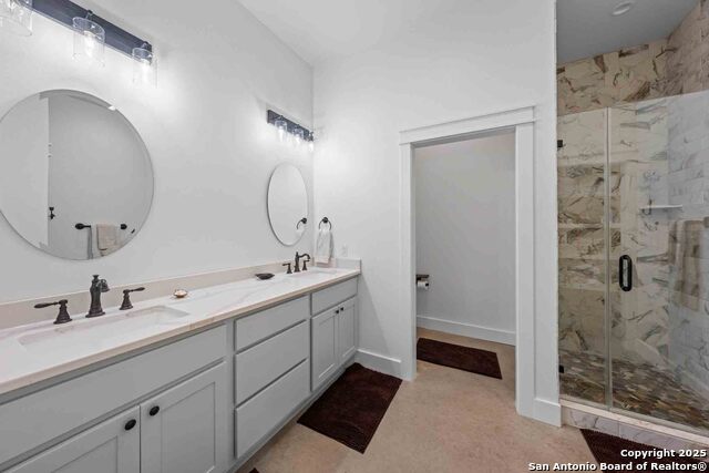 Image 20 of 50 For 147 Gray Wolf