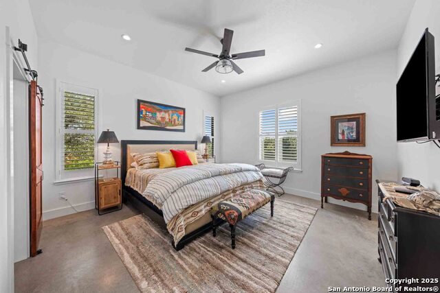 Image 21 of 50 For 147 Gray Wolf