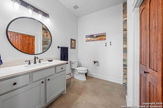 Image 22 of 50 For 147 Gray Wolf