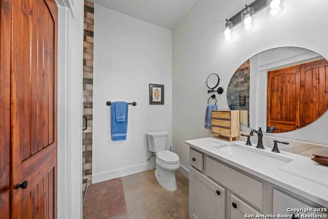 Image 24 of 50 For 147 Gray Wolf