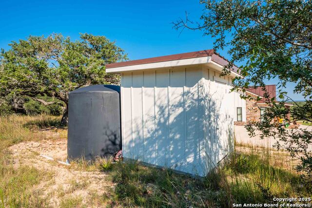 Image 35 of 50 For 147 Gray Wolf