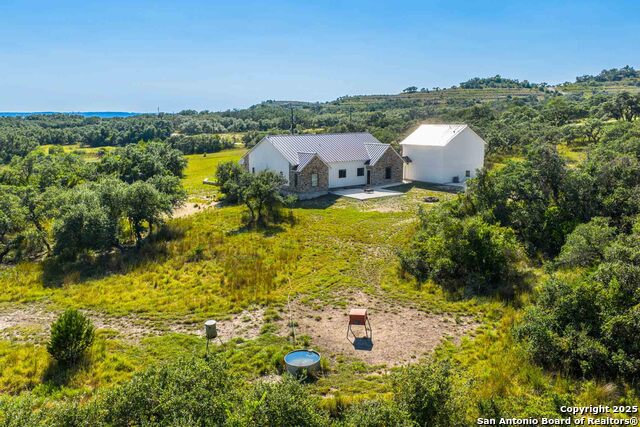 Image 36 of 50 For 147 Gray Wolf