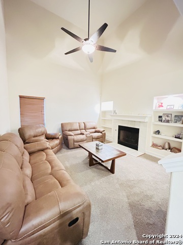 Image 13 of 29 For 6622 Shady Bend